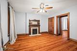 1102 Brook St - Photo 36