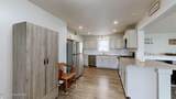 702 11th St - Photo 10