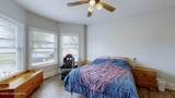 702 11th St - Photo 4