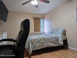 1935 Gardiner Ln - Photo 32