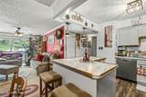 6715 Gunston Ln - Photo 2
