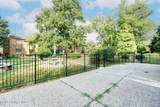1600 Gardiner Ln - Photo 41