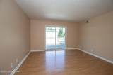 1935 Gardiner Ln - Photo 11