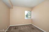 1935 Gardiner Ln - Photo 15