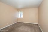 1935 Gardiner Ln - Photo 20