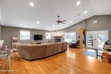 7601 Greenwood Rd - Photo 19