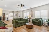 411 Turnberry Ln - Photo 5