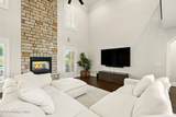 1058 Majestic Oaks Way - Photo 9