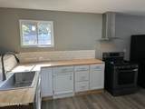 1727 Lytle St - Photo 2