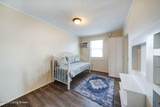 1103 Logan St - Photo 32