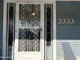 2333 Greenwood Ave - Photo 3