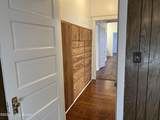 2333 Greenwood Ave - Photo 8