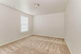 8426 Gateway Run Rd - Photo 11
