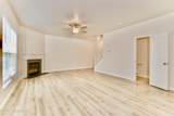 8426 Gateway Run Rd - Photo 4
