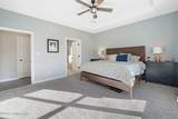1911 Scenic Lakes Dr - Photo 18
