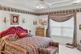 8126 Saint Andrews Village Dr - Photo 17