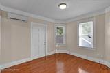 1802 Deerwood Ave - Photo 5