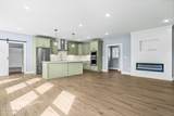1100 Silvercrest Ln - Photo 3