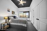 1031 Zorn Ave - Photo 17