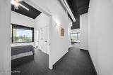 1031 Zorn Ave - Photo 18