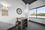 1031 Zorn Ave - Photo 19