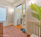 1424 Saint James Ct - Photo 8
