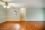 1815 Gardiner Ln - Photo 5