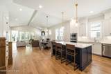 6112 Snapdragon Dr - Photo 12