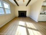1500 Beacon Hill Dr - Photo 3
