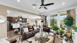 8022 Wooded Ridge Dr - Photo 10