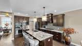 8022 Wooded Ridge Dr - Photo 13