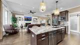 8022 Wooded Ridge Dr - Photo 14