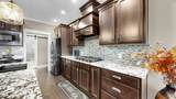 8022 Wooded Ridge Dr - Photo 16