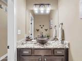 8022 Wooded Ridge Dr - Photo 33