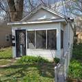 227 Ottawa Ave - Photo 2