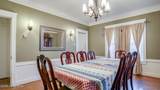 1433 Rosewood Ave - Photo 12