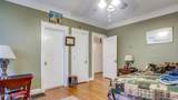 1433 Rosewood Ave - Photo 20