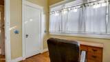 1433 Rosewood Ave - Photo 28