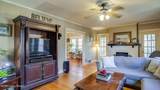 1433 Rosewood Ave - Photo 33