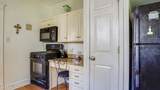 1433 Rosewood Ave - Photo 45