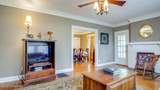 1433 Rosewood Ave - Photo 9