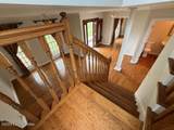 6311 Breeze Hill Rd - Photo 18