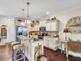 17515 Vintage Cir - Photo 8