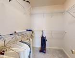 3827 Greenhurst Dr - Photo 18
