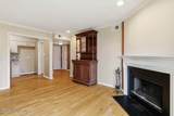 1935 Gardiner Ln - Photo 4