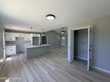 104 American Dr - Photo 8