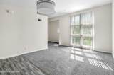 2745 Grinstead Dr - Photo 10
