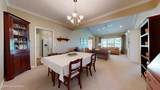 2122 Pickwick Dr - Photo 10