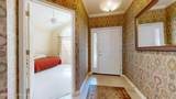 2122 Pickwick Dr - Photo 5