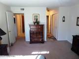 1815 Gardiner Ln - Photo 18